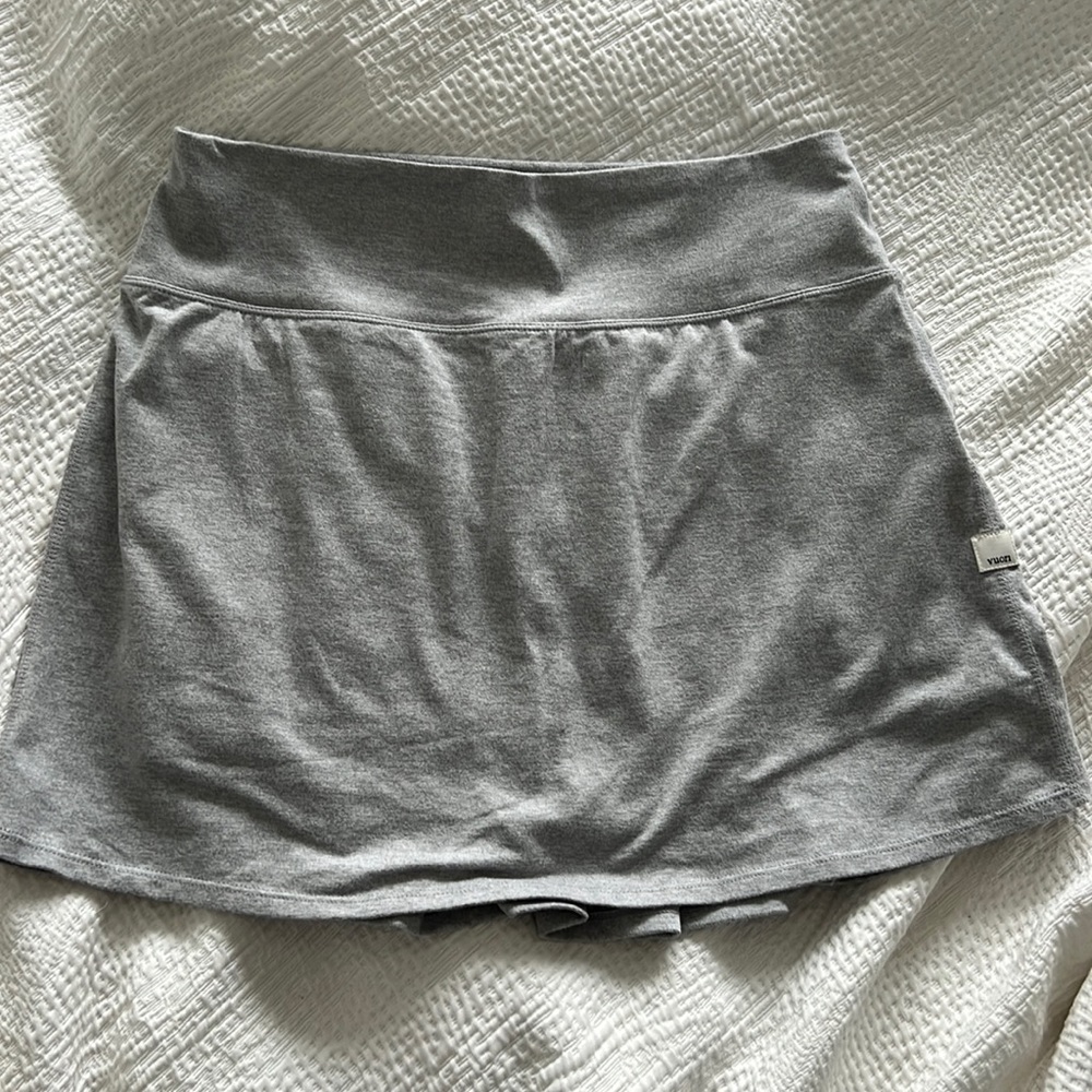 Vuori Halo Performance Tennis Skirt Grey